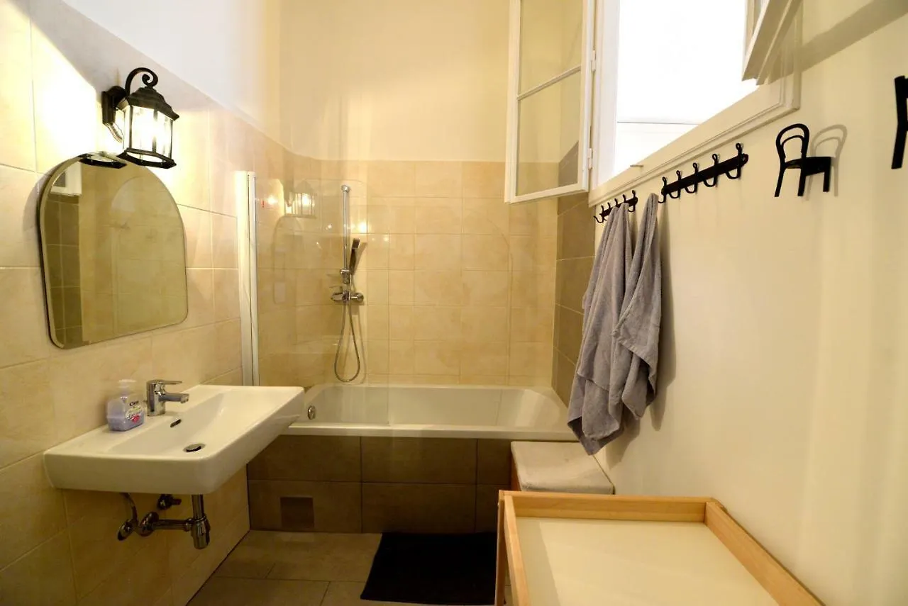 Classy Apartment, 10 Min To The Centre Вена Австрия