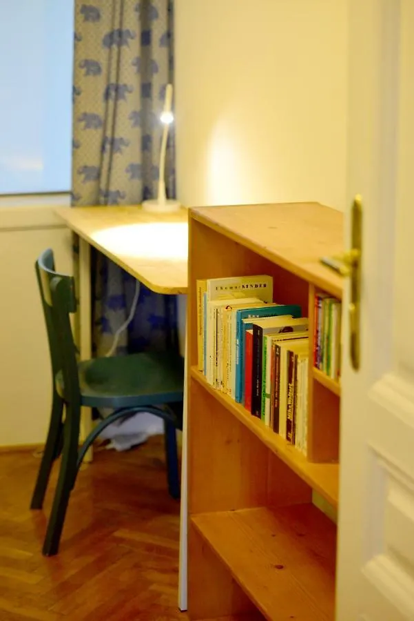 Апартаменты Classy Apartment, 10 Min To The Centre Вена