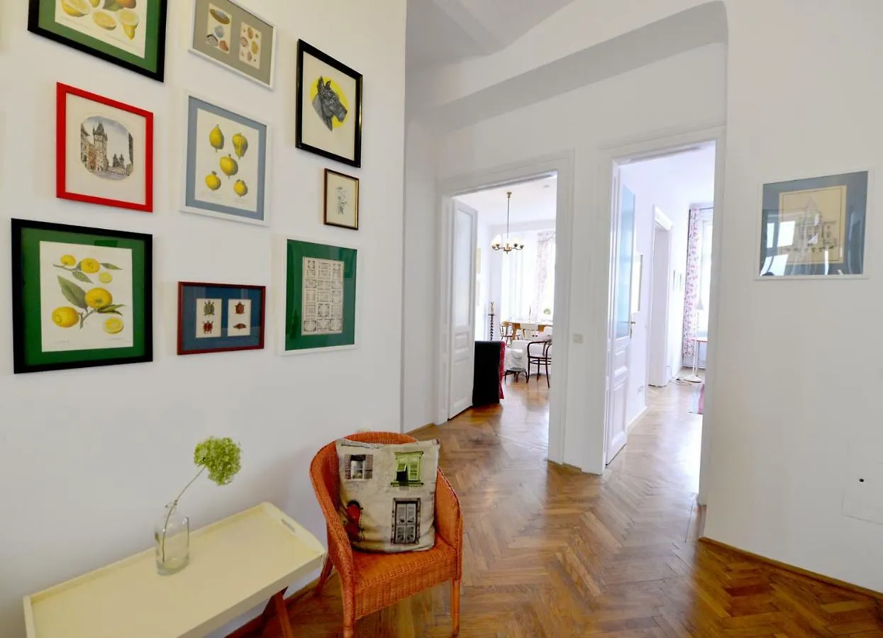 Classy Apartment, 10 Min To The Centre Вена 0*,  Австрия