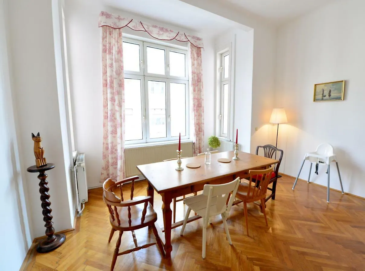 Classy Apartment, 10 Min To The Centre Вена